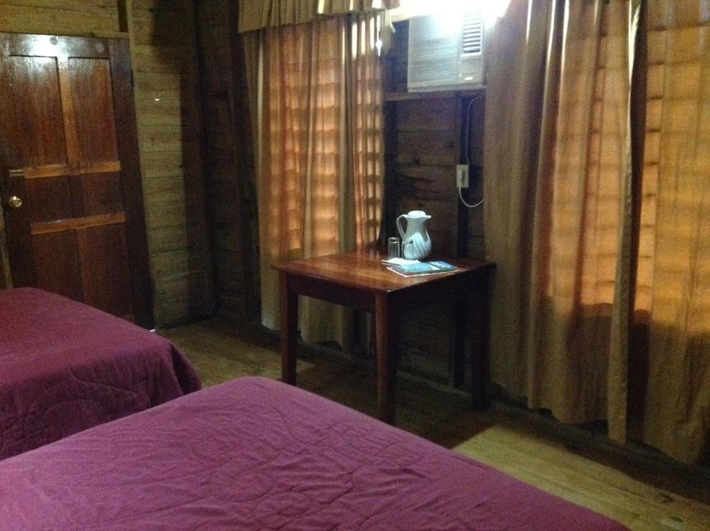 Half Moon Resort (Adults Only) 웨스트 엔드 외부 사진
